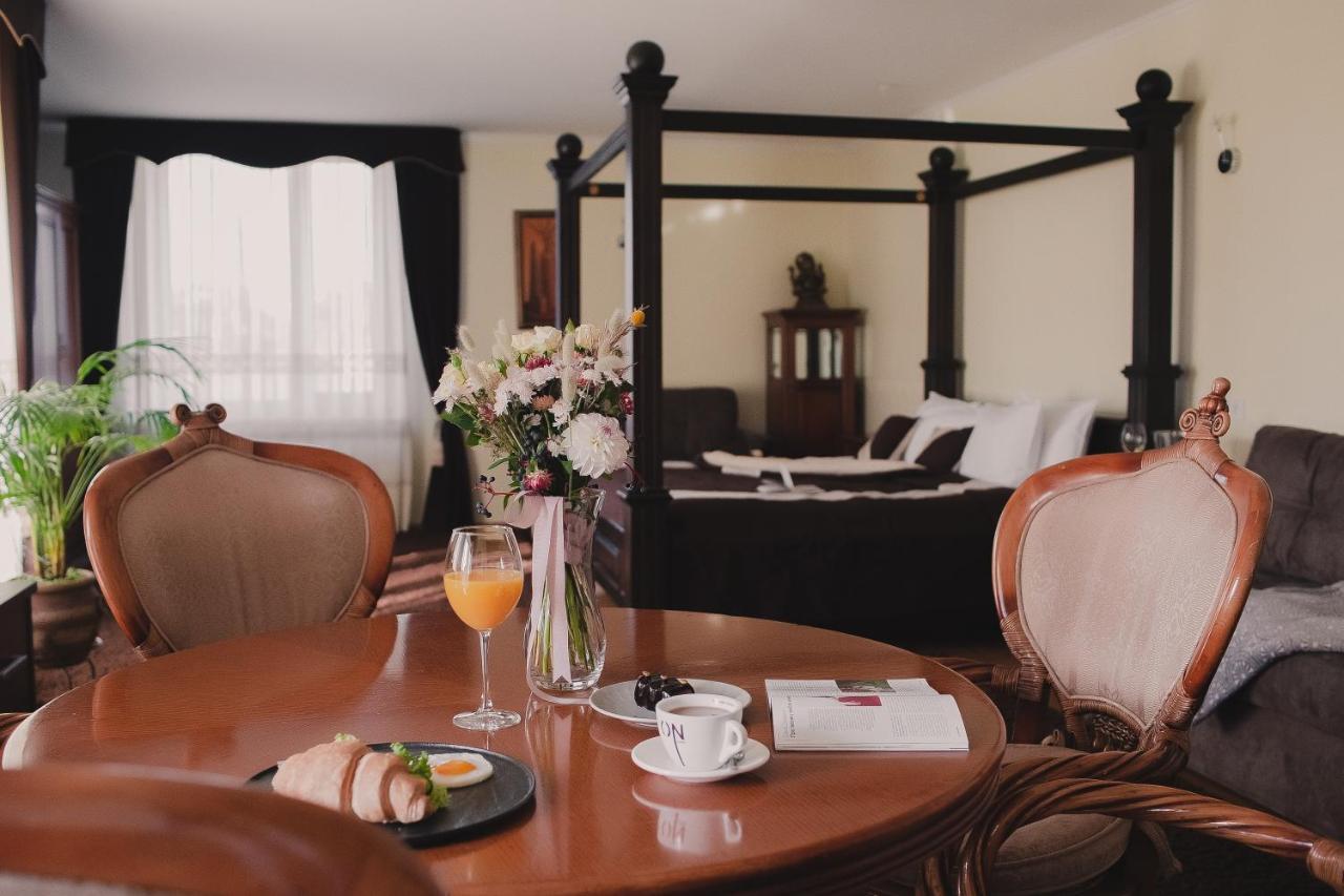 Aivengo Hotel Kolodenka Kültér fotó