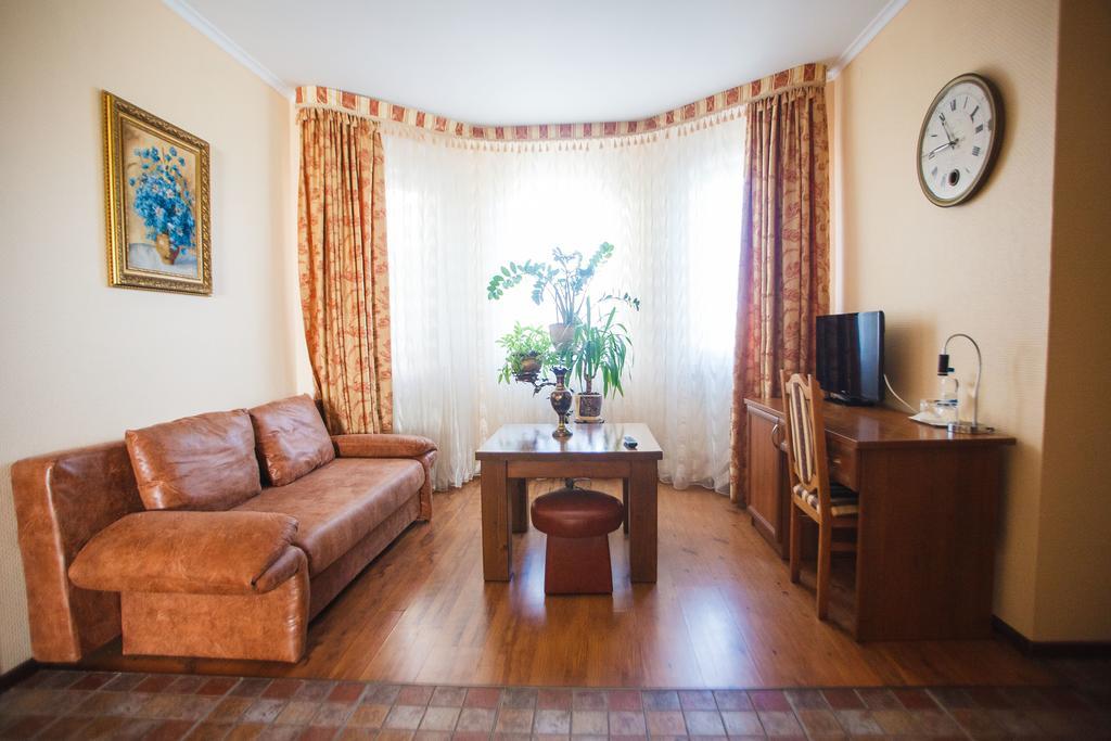 Aivengo Hotel Kolodenka Kültér fotó