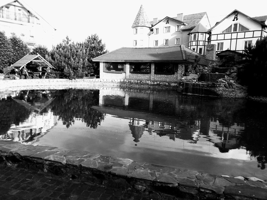 Aivengo Hotel Kolodenka Kültér fotó