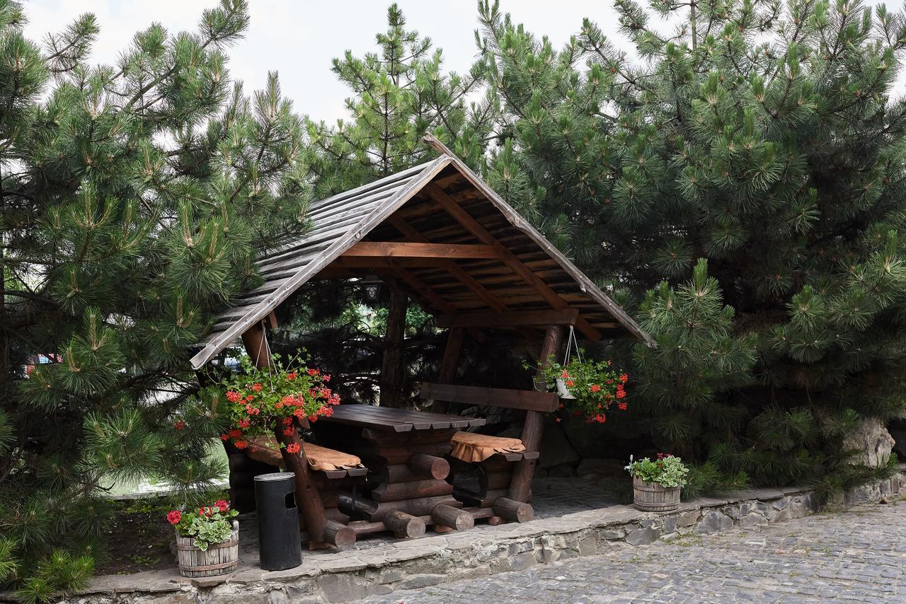 Aivengo Hotel Kolodenka Kültér fotó